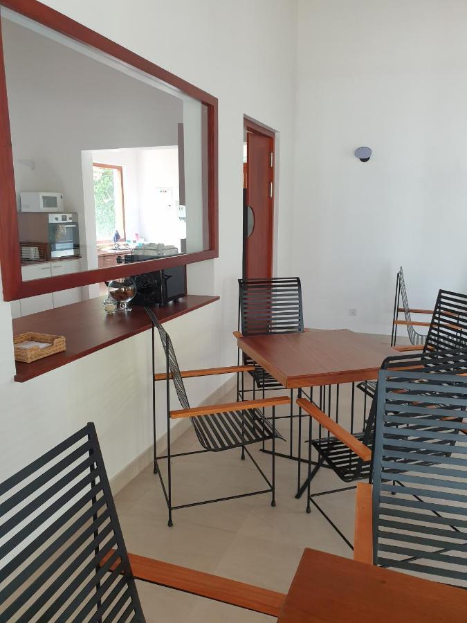Bella Vita Aluthgama Luaran gambar
